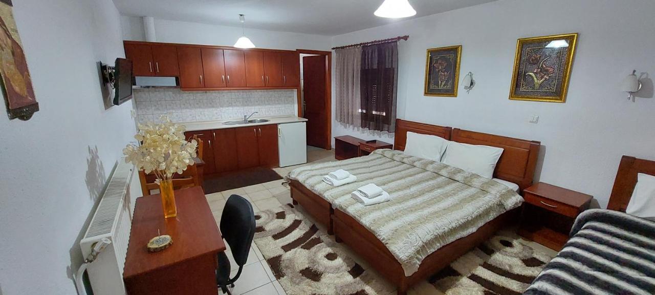 Galini Apartment Káto Loutrákion Екстериор снимка