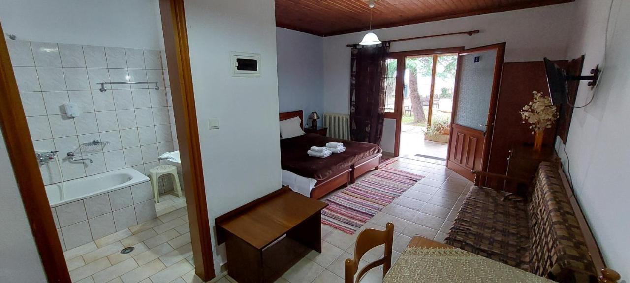Galini Apartment Káto Loutrákion Екстериор снимка