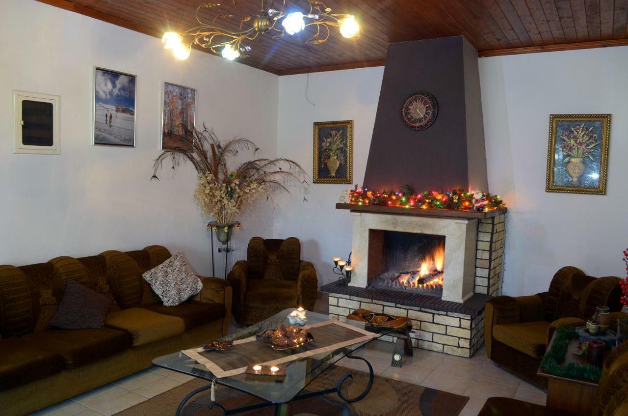 Galini Apartment Káto Loutrákion Екстериор снимка